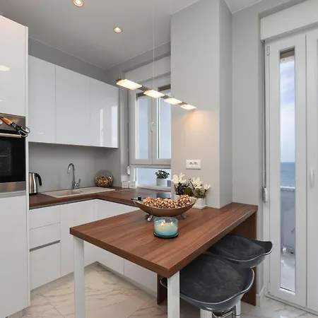 Sea Organ Paradise Apartment *